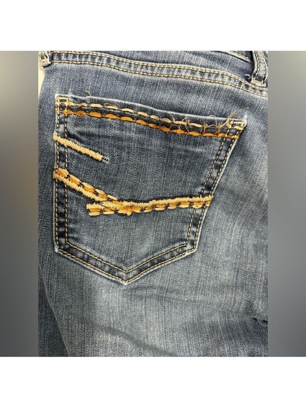 BKE Stella Bootcut Flare Low Rise Jeans Sz26 Embroidered Pockets Stretch Western - Picture 11 of 11